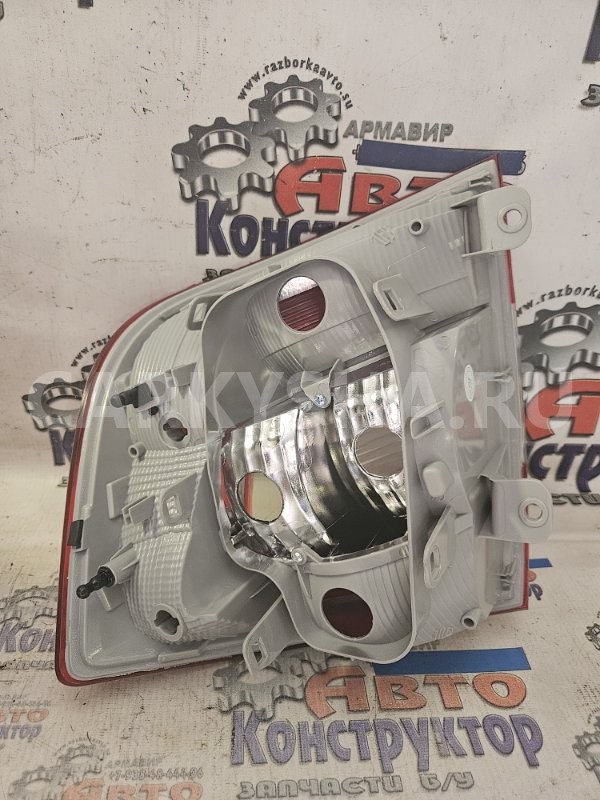 фонарь Skoda Rapid 