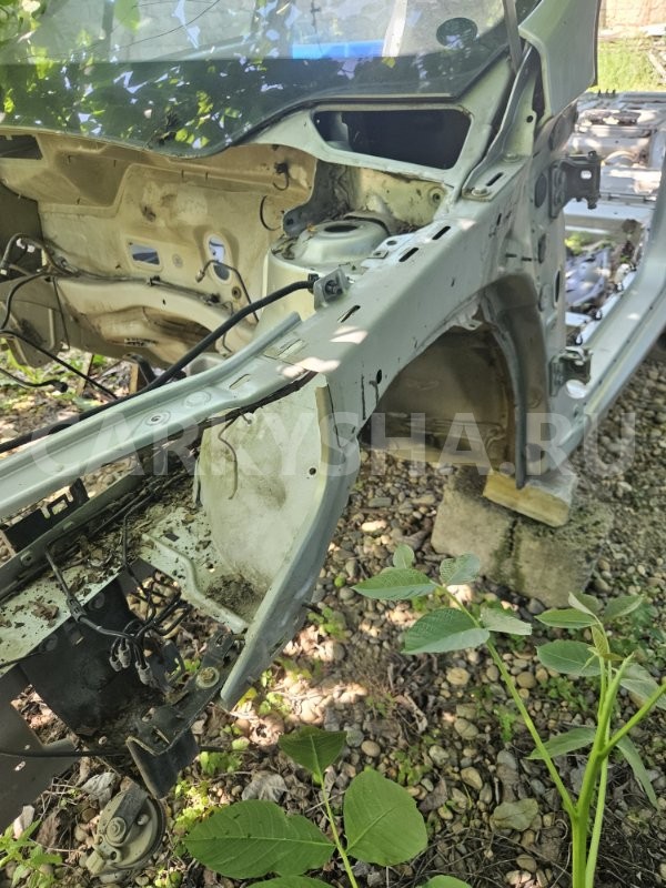 лонжерон четверть Peugeot 307 