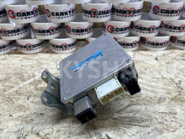 Блок управления рулевой рейкой Toyota RAV 4 III (XA30) оригинальный номер 89650-42040 