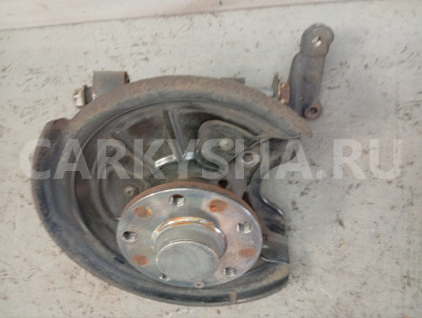 Кулак поворотный задний левый Volkswagen Touran Volkswagen Touran 
