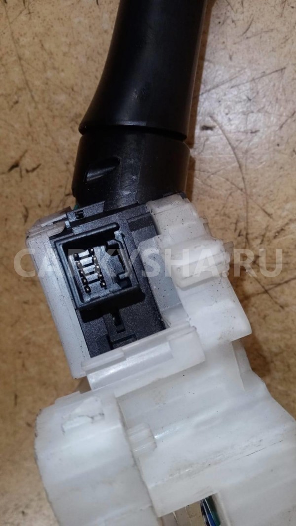 Название детали Подрулевой переключатель Модель Peugeot 4007 Peugeot 4007 оригинальный номер 6242 AH