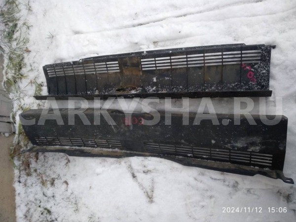 накладка замка багажника Mitsubishi Colt Z30 (2002—2012) Mitsubishi Colt оригинальный номер MR951312