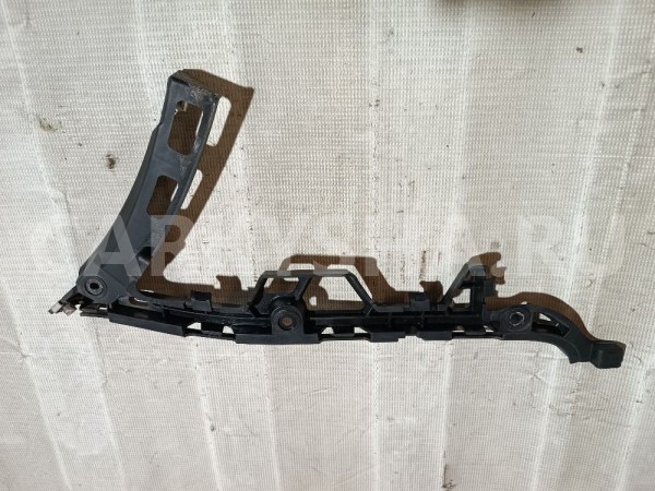 Кронштейн заднего бампера левый Land Rover Range Rover 