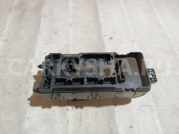 Блок предохранителей салонный Volvo S40 