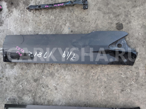 Накладка на крыло Nissan Elgrand 