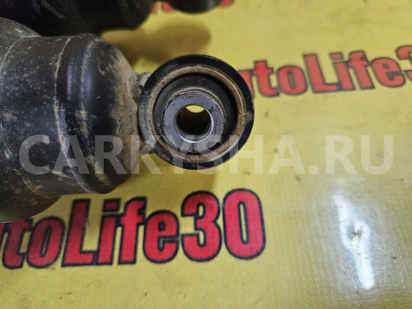 Амортизаторы задние к-кт Subaru Forester оригинальный номер 20365SC031