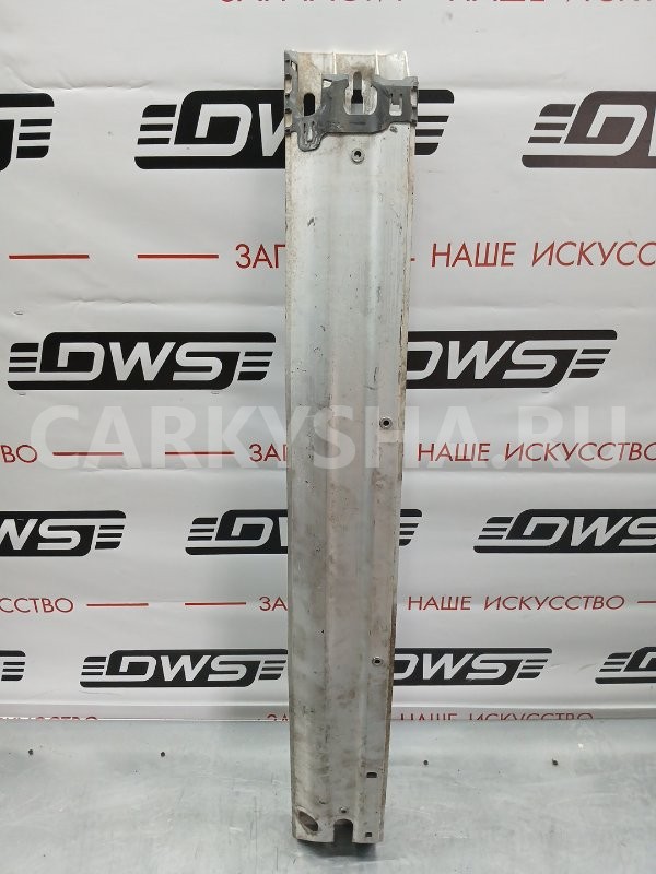 Усилитель бампера Toyota Camry 