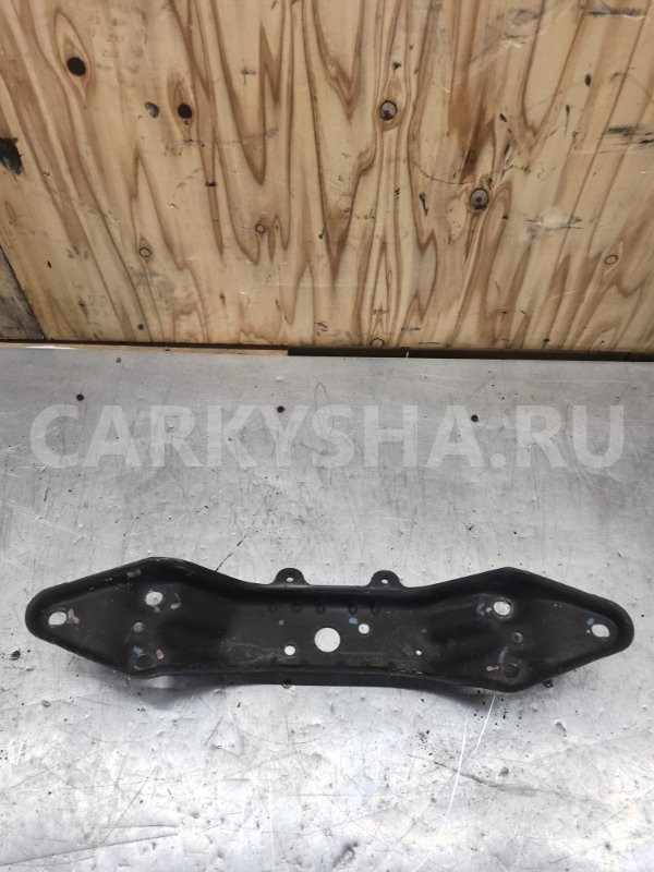 Балка под КПП Subaru Outback 