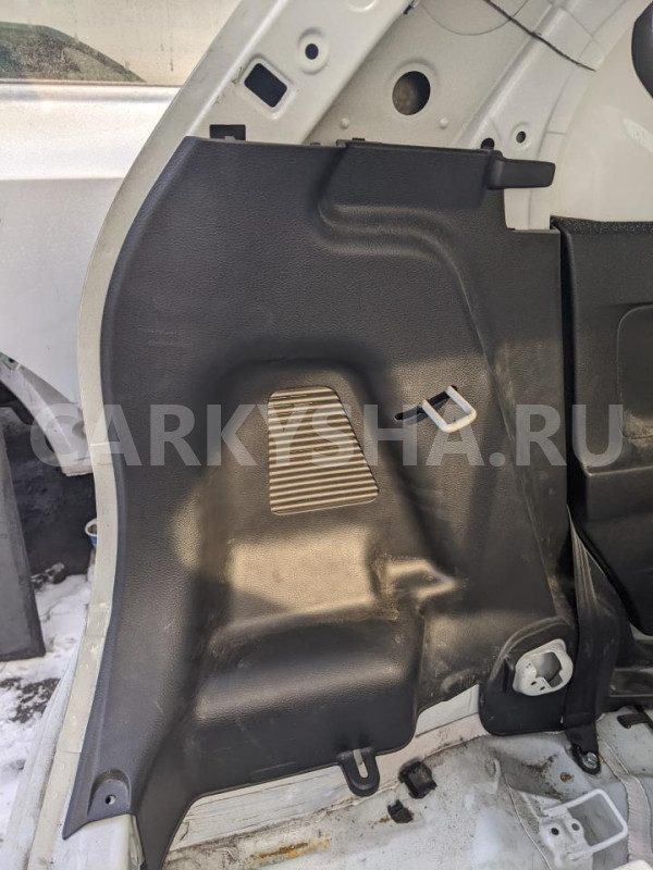 Обшивка багажника Suzuki Alto 