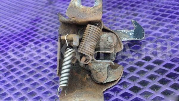 Замок капота Nissan Terrano WD21 Nissan Terrano 