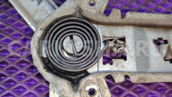 Стеклоподъемник передний правый Mercedes-Benz W124 Mercedes-Benz W124 оригинальный номер A1247201846