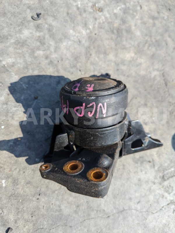 Подушка двигателя Toyota Spade оригинальный номер 1230521520