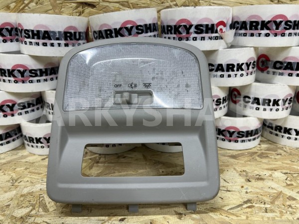 Плафон салонный задний Toyota Fortuner II – внедорожник 5 дв. оригинальный номер 81360-0K050-B0