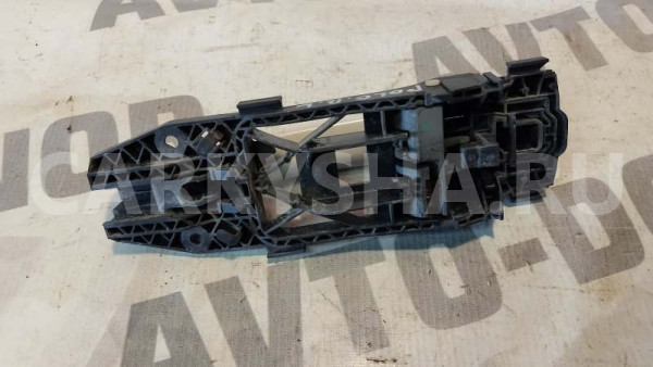 Ручка двери задняя левая Volkswagen Polo 5 СЕДАН Volkswagen Polo оригинальный номер 5N0837205MGRU