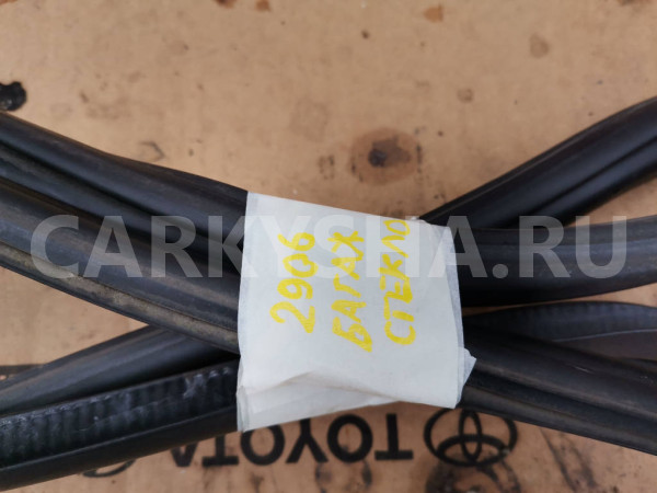 Уплотнитель стекла багажника Mercedes-Benz Viano 2007 W639 OM646 Mercedes-Benz Vito оригинальный номер A6396712720