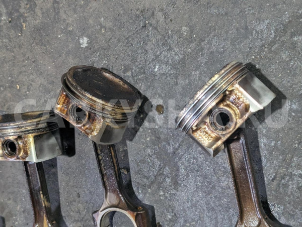 Поршень Nissan Qashqai оригинальный номер 12100EN200