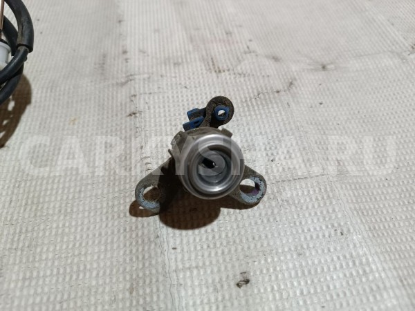 Замок зажигания со вставками (к-кт) Nissan Bluebird Sylphy 