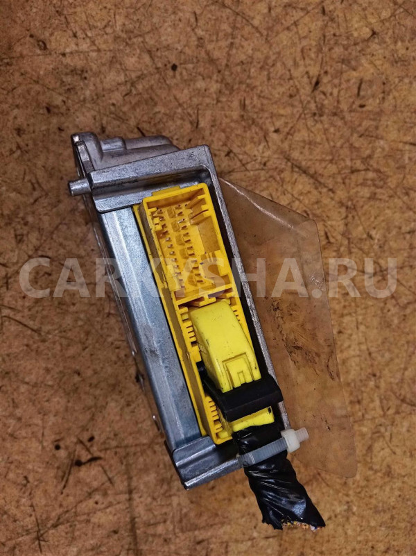 Название детали Блок Airbag Модель Mitsubishi Outlander XL Mitsubishi Outlander оригинальный номер 6546 A7