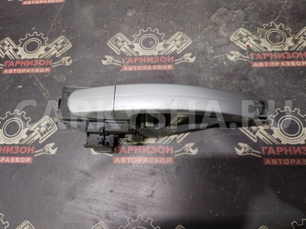 Ручка двери наружняя Форд Фокус 2 Ford Focus оригинальный номер 1305822