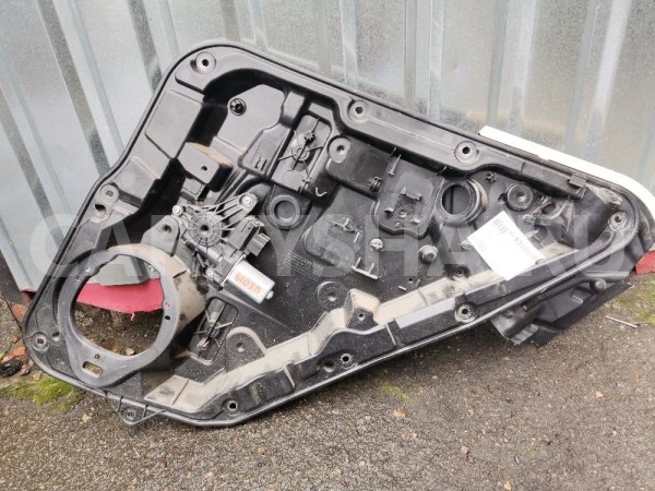 Стеклоподъемник задний правый Mercedes-Benz A-класс W176 270.910 Mercedes-Benz A-klasse 