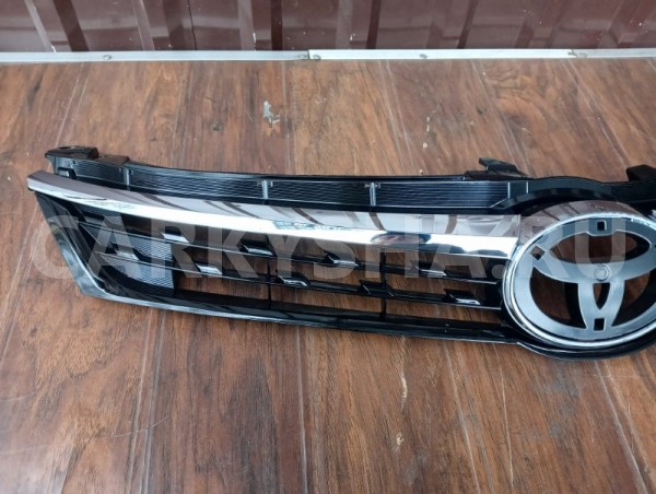 Решетка радиатора Toyota Camry 2014-2017 5311406250 55 Toyota Camry 