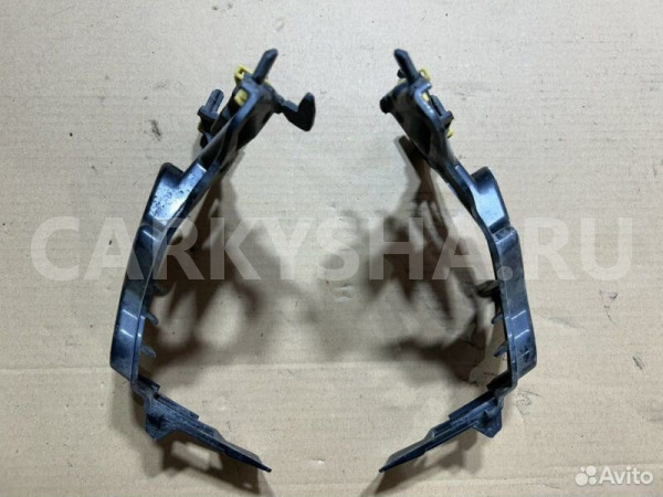 Кронштейн крыла BMW 7 F01 N54B30 2010 BMW 7er оригинальный номер 51 64 7 046 351