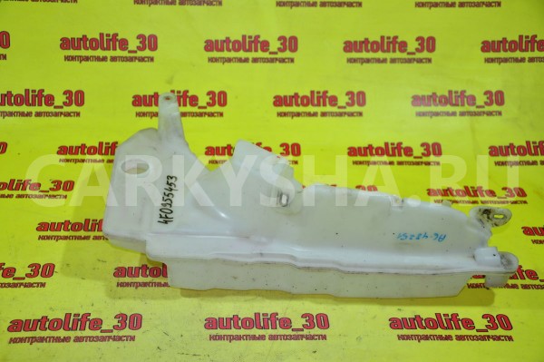 Бачок омывателя лобового стекла Audi 200 