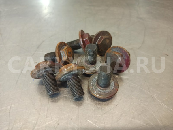 Болт маховика Subaru Forester SG5 EJ205 2.0T 2005 Subaru Forester