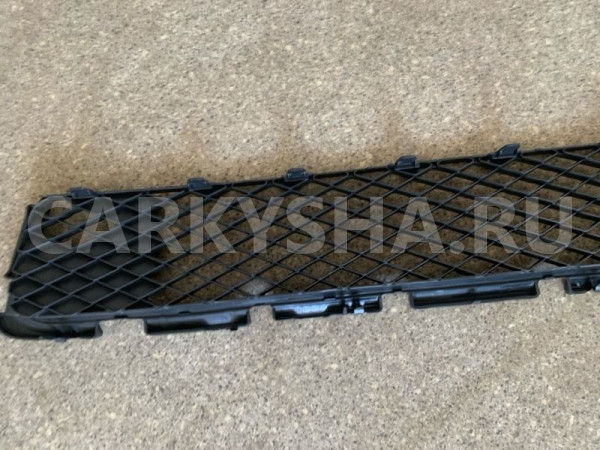 Решетка переднего бампера центральная ASX 10-12 Mitsubishi ASX оригинальный номер MB121024