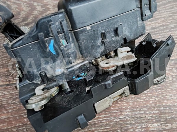 Замок перед прав Лада Largus 2019 805024577R 21129 ВАЗ (Lada) 2112 