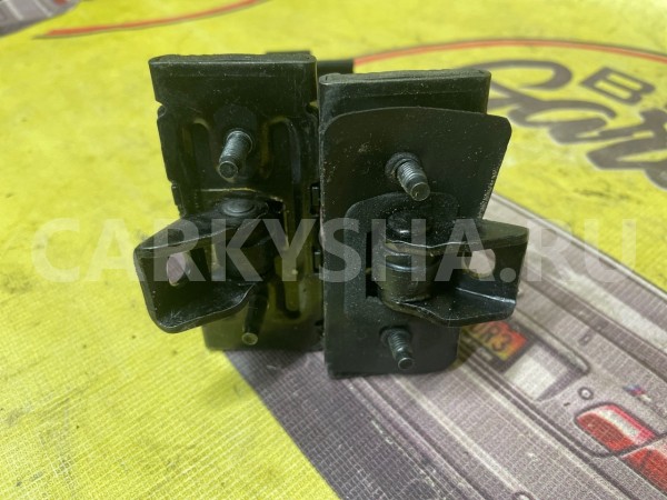 Ограничитель двери передний Land Rover Freelander Land Rover Freelander 