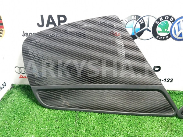 Крышка динамика передняя Audi A4 2010 Audi A4 