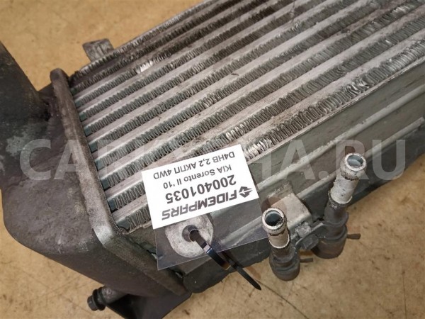 Название детали Интеркулер Модель KIA Sorento XM Kia Sorento оригинальный номер 282712F000