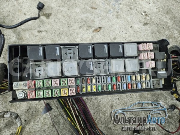 Проводка коса подкапотная 276DT Discovery 3 Land Rover Discovery оригинальный номер YMB501753