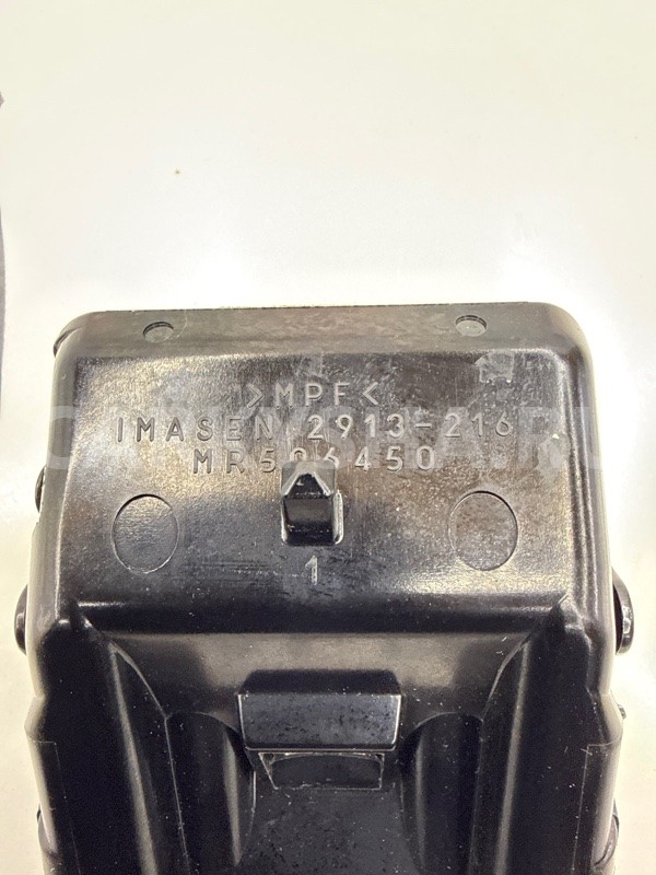 Пепельница Mitsubishi Lancer 9 CS3A 1.6 (4G18) Mitsubishi Lancer 