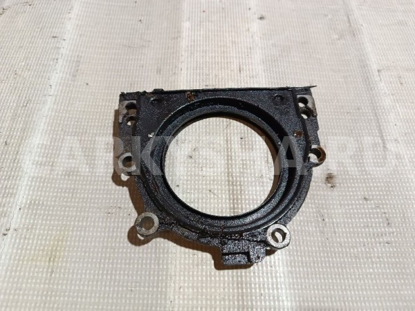 Крышка коленвала задняя Suzuki Grand Vitara 