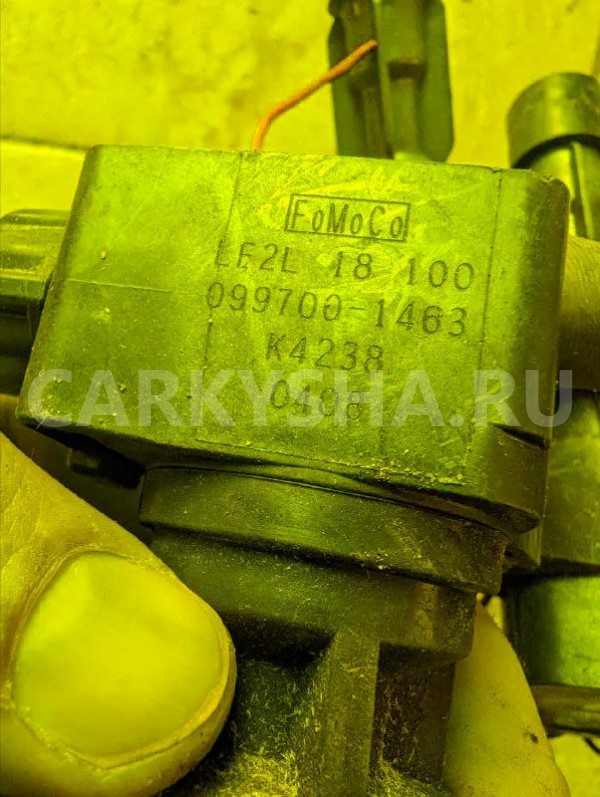 Катушка зажигания Mazda Premacy 