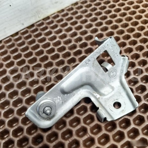 Кронштейн помпы BMW X1 