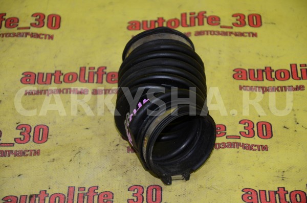 Патрубок воздушного фильтра Ford Focus 