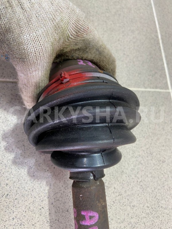 Привод передний правый Audi 80 B2 1985 г Audi 80 