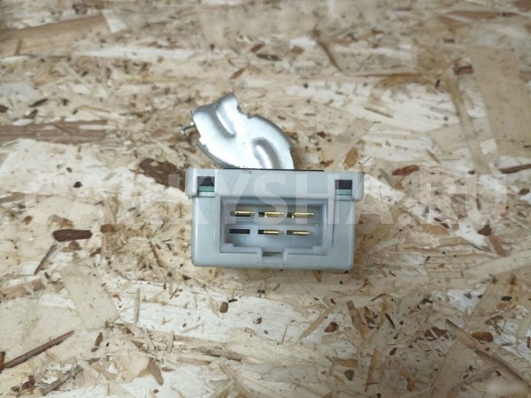 Реле стеклоочистителя honda civic 4D Honda Civic 