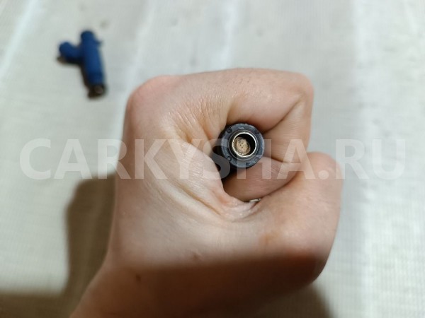 Форсунка инжекторная электрическая Kia Cee'd 