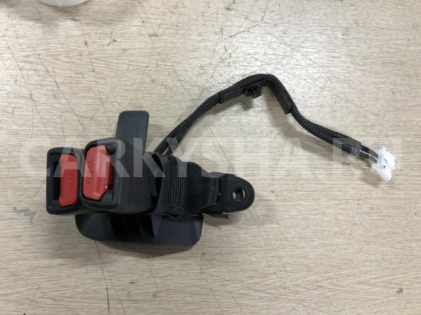 Ответная часть ремня безопасности левая Toyota Camry VIII (XV70) Рестайлинг – седан оригинальный номер 73480-33370-C0