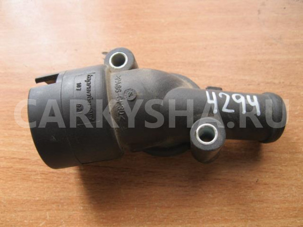 Фланец двигателя системы охлаждения VW Golf III/Vento 1991-1997 Volkswagen Golf оригинальный номер 107921