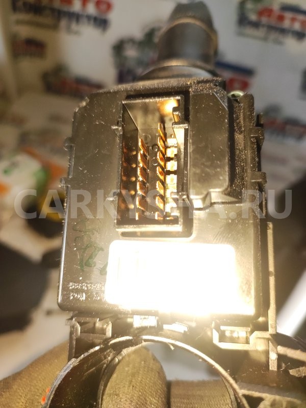 Блок подрулевых переключателей (свет дворники птф) Kia Cee'd 