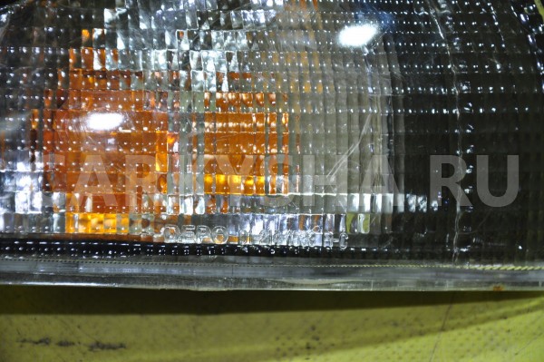 Повторитель в крыло Mitsubishi Galant 