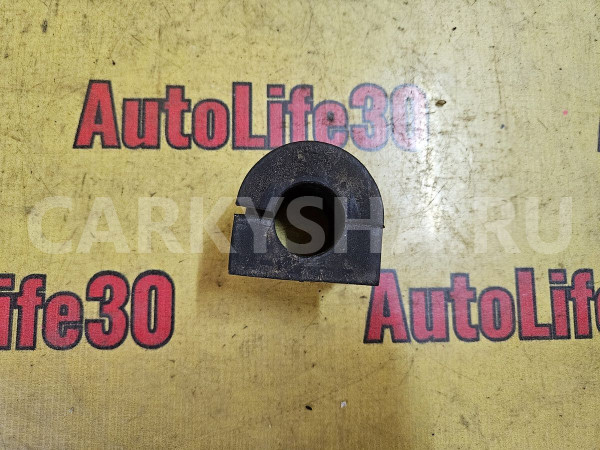 Сайлентблок переднего рычага Toyota 4runner оригинальный номер 4806860040