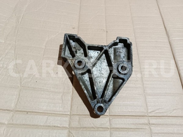 Кронштейн гидроусилителя Volvo 740 