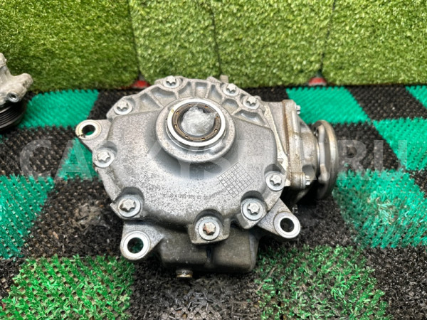 Редуктор Mercedes GLC 2015-2020 A2053304407, передний Mercedes-Benz GLC 