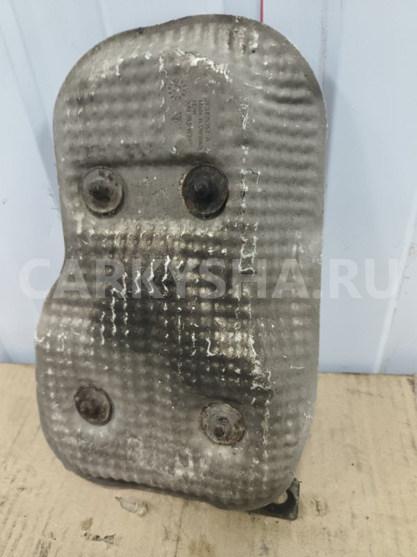 Тепловой экран Porsche Cayenne 7P5825753A Porsche Cayenne 